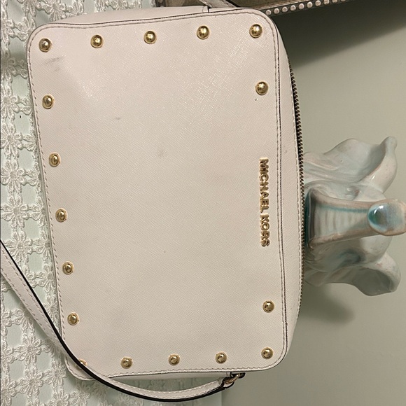 Michael Kors Handbags - Michael Kors Cream Crossbody Bag with Gold Accents